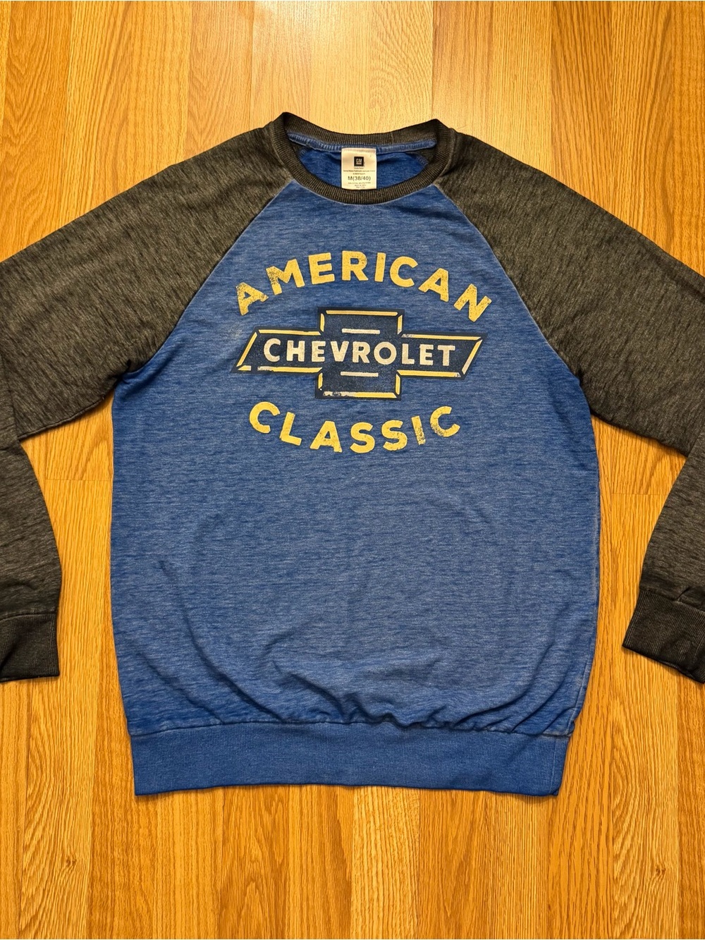 Men's Blue & Charcoal 'American Chevrolet Classic' Crewneck Long Sleeve